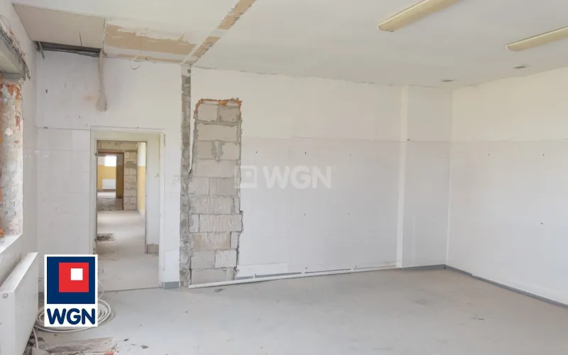 Lokal biurowy na  sprzedaż Mogilno - Na sprzedaż budynek biurowo- socjalny + teren inwestycyjny 6,997,0 m2, Mogilno