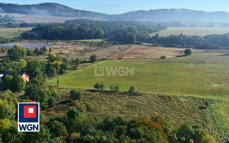 Grunt budowlany jednorodzinny na  sprzedaż Gorzanów - Działka 1956 m2 z warunkami zabudowy - widok na góry.