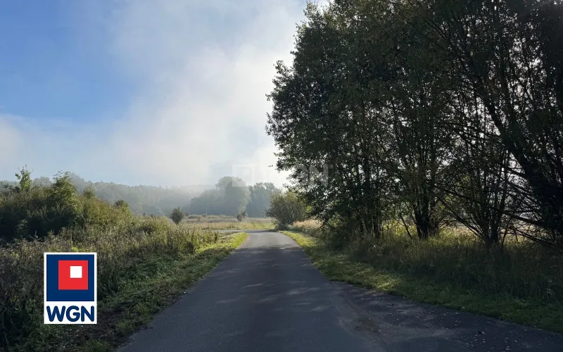 Grunt budowlany jednorodzinny na  sprzedaż Gorzanów - Działka z decyzją WZ pod dom jednorodzinny.